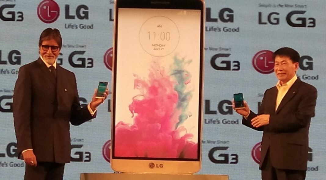 Amitabh Bachchan launching LG G3 Amitabh Bachchan launching LG G3