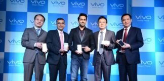 Mr Feng Lei, VP and Global CMO, vivo Mobile; Sudhanshu Vats, Group CEO, Viacom18; Ayushman Khurana (Actor); Mr. Shen Wei, Group CEO, vivo Mobile & Jacky Liao, CEO, vivo Mobile India