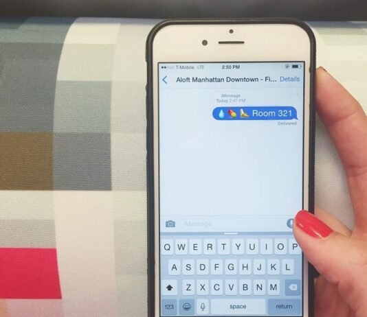 Aloft Hotels launch - Aloft TiGi (Text it. Get it.) An Emoji Room Service