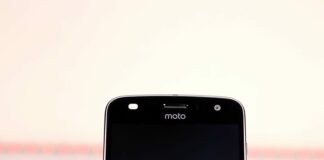 Moto Z2 Play Front Flash