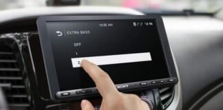 Sony launches a range of Extra Bass in-car media receivers for ultimate entertainment and navigation experience